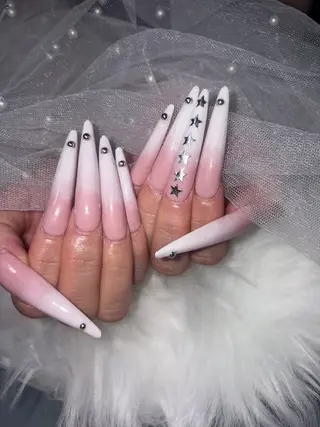 ネイル ・ Styleのネイルデザイン