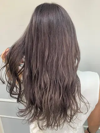 ロング カラー 🦖鶴岡 香純🦖のヘアスタイル