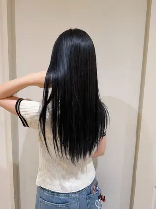 ロング カラー ハイトーンカラー☁️ 西條 楓花のヘアスタイル
