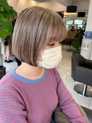 ショート カラー 🧸 サトウサクネ🧸のヘアスタイル