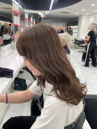 ミディアム カラー ショコラ🤎チョコ 🍫マロン🌰暗髪のヘアスタイル