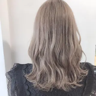 ミディアム 髪質改善 縮毛の達人 矢井由真のヘアスタイル