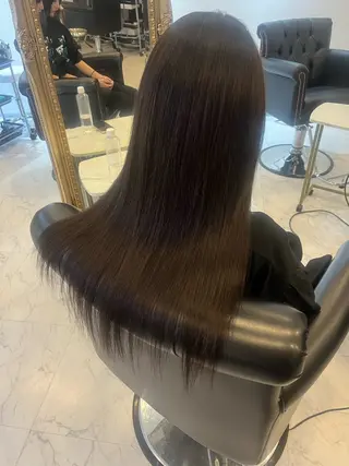 ロング ケアブリーチ&シール エクステの店和田翔莉のヘアスタイル