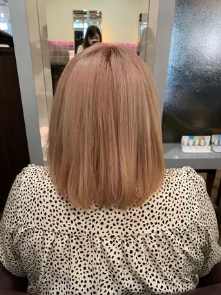 ミディアム カラー 佐藤 舞のヘアスタイル