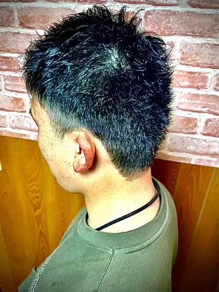 ショート カラー パーマ メンズ men's特化　石井 貴章のヘアスタイル