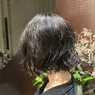 ミディアム パーマ 新屋敷 拓大のヘアスタイル