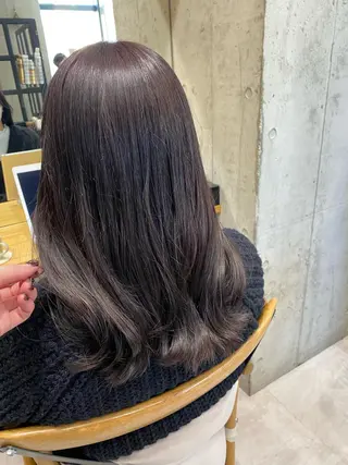 ミディアム カラー 似合う髪型見つけます AYAKAのヘアスタイル