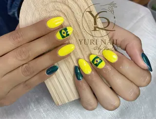 ネイル YURI Nail NARITAのネイルデザイン