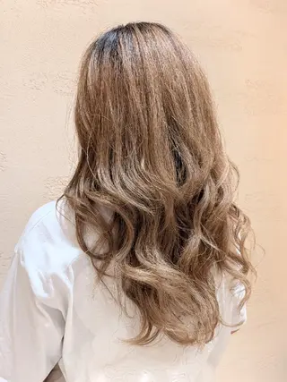 ロング 鎌田 流沙奈のヘアスタイル