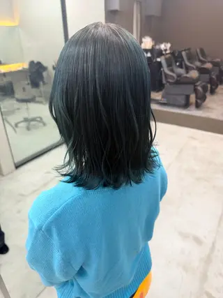 ミディアム 難波 海のヘアスタイル