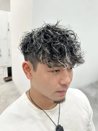 ミディアム 師藤 達也のヘアスタイル