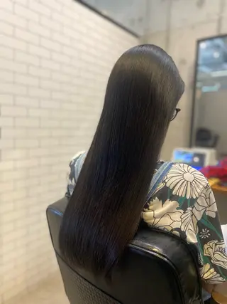 岡 舞唯のヘアスタイル
