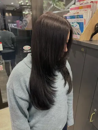 ロング 田村 亜衣華のヘアスタイル