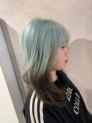 セミロング 渋谷ハイトーン/ デザインカラー阿部のヘアスタイル