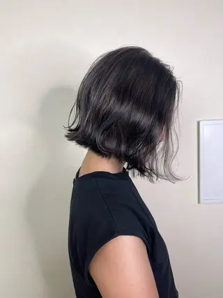 ショート カラー ハイライトカラー✨ グレージュ✨鎌倉光洋のヘアスタイル