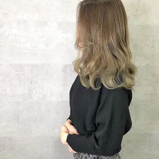 セミロング カラー 髪質改善 中川 翔のヘアスタイル