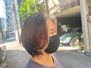 ショート カラー 才門 真菜のヘアスタイル