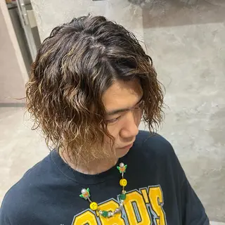 パーマ メンズ パーマ特化美容師 佐藤壮流のヘアスタイル