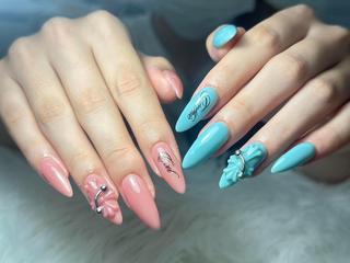 ネイル AURA NAIL🎀💅のネイルデザイン