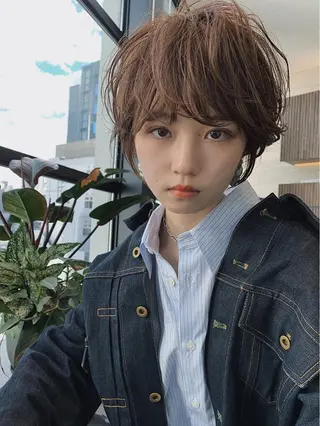 ショート カラー 🉐レイヤー/塩見 弘樹🉐渋谷のヘアスタイル