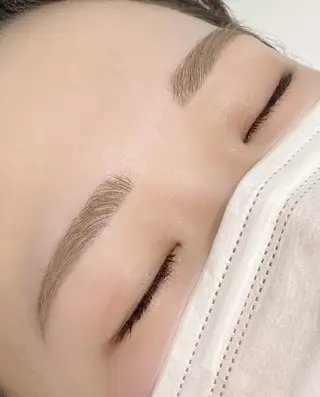 アイブロウ 山下 未都の眉毛・アイブロウイメージ