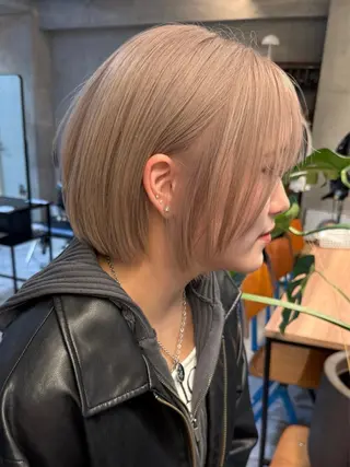 ショート レイヤーカット\ウル フ　chinatsuのヘアスタイル