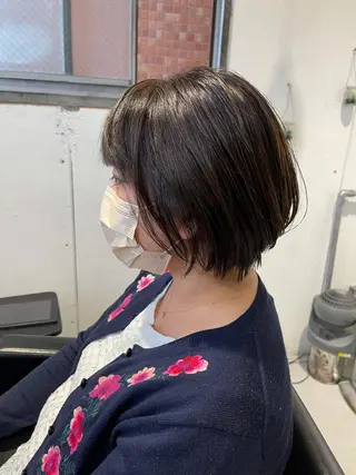 ショート カラー ハイトーン belle ナホのヘアスタイル