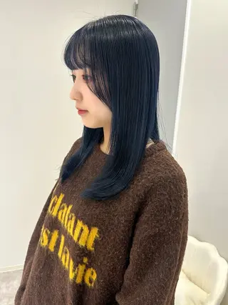 カラー NAKAHARA TSUKUSHIのヘアスタイル