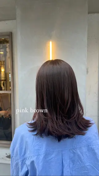 セミロング カラー ひがし はるなのヘアスタイル