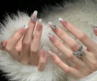 ネイル D-BEAUTY Nailsalonのネイルデザイン