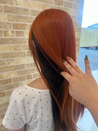 カラー 有村 実佑のヘアスタイル