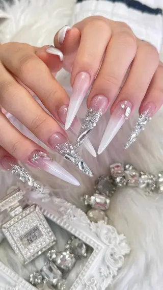ネイル MADIA ___rinaのネイルデザイン