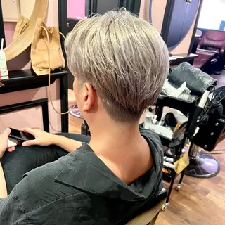 ショート カラー メンズ トレンドヘア🩶 艶髪🩶yoshiのヘアスタイル