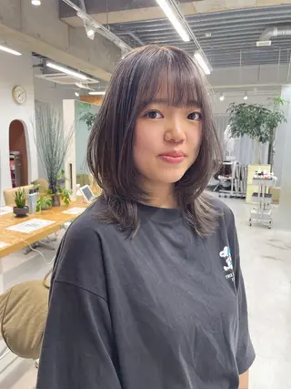 ミディアム カラー 月100人以上 髪質改善施術|谷口のヘアスタイル