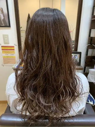ロング サトウ シューイチのヘアスタイル