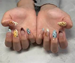 ネイル yotsuha 🍀のネイルデザイン