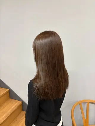 セミロング カラー 坂 美来乃のヘアスタイル