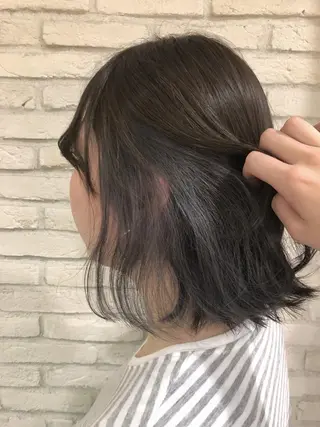 ショート カラー 大平 美沙のヘアスタイル