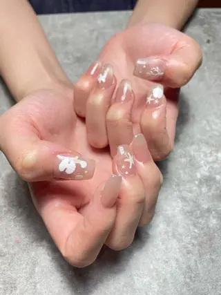 ネイル 長さだし特化持ち込み TAKANOのネイルデザイン