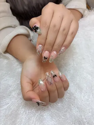 ネイル 佐藤 依娜のネイルデザイン