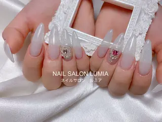 ネイル ネイルサロン ルミア Lumia 店長施術のネイルデザイン