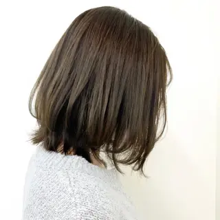 ミディアム カラー パーマ ヘアアレンジ メンズ キッズ ネイル マツエク・マツパ アイブロウ 似合せレイヤー/ 柔らか透明感カラーのヘアスタイル