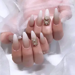 ネイル Roi ayanaのネイルデザイン