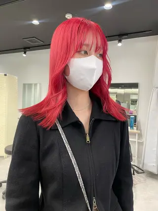 カラー Shiori・:* 💫のネイルデザイン