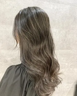 ロング カラー 髪質改善で 憧れの潤艶美髪にのヘアスタイル