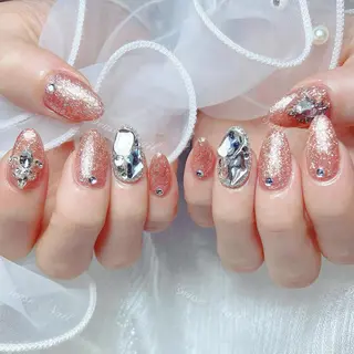 ネイル Queening 🦋のネイルデザイン