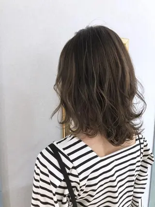 ミディアム 髪質改善 縮毛の達人 矢井由真のヘアスタイル