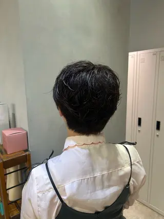 ショート カラー パーマ ここな Un amiのヘアスタイル