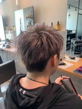 カラー メンズ 前川 海斗のヘアスタイル