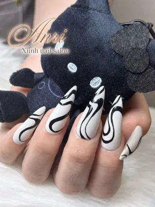 ãã€ã« ðð·ð»ð² XiinhNailã®ãã€ã«ãã¶ã€ã³